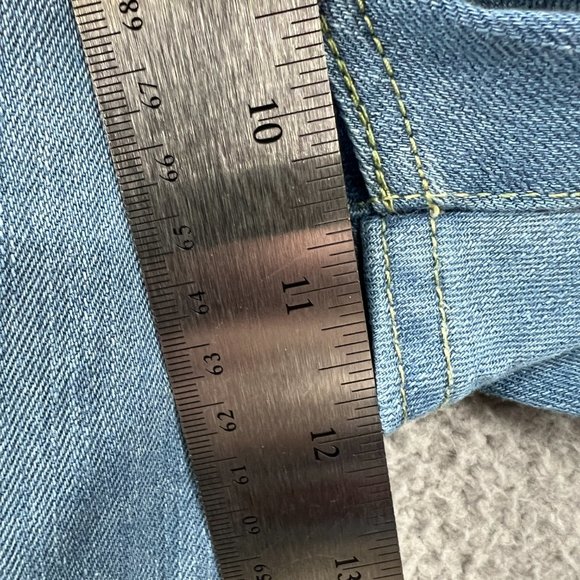 Signature by Levi Strauss Blue Denim Capris - Picture 11 of 15